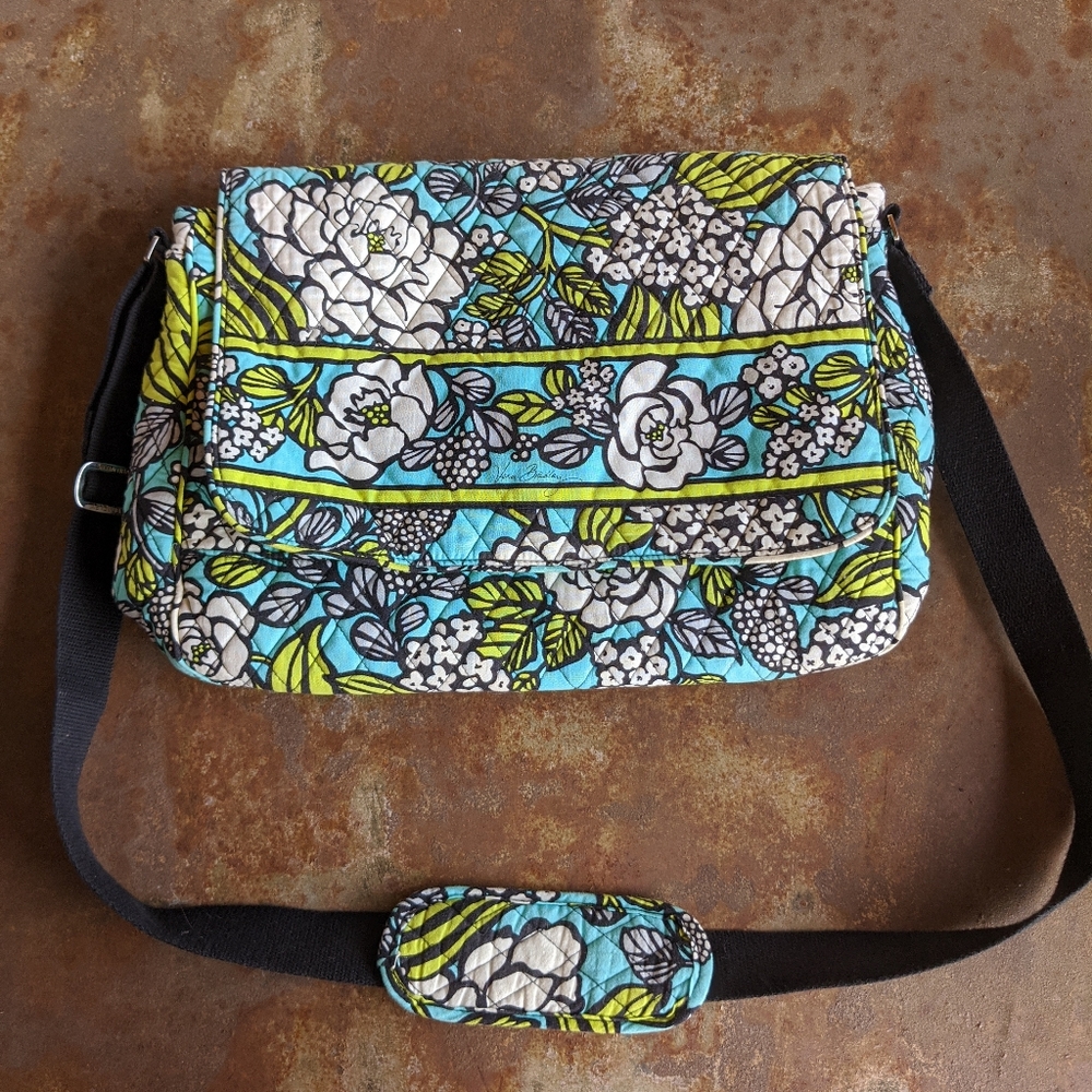 Vera Bradley Crossbody/Saddlebag